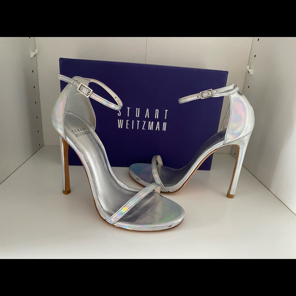 LIKE NEW Stuart weitzman nudist